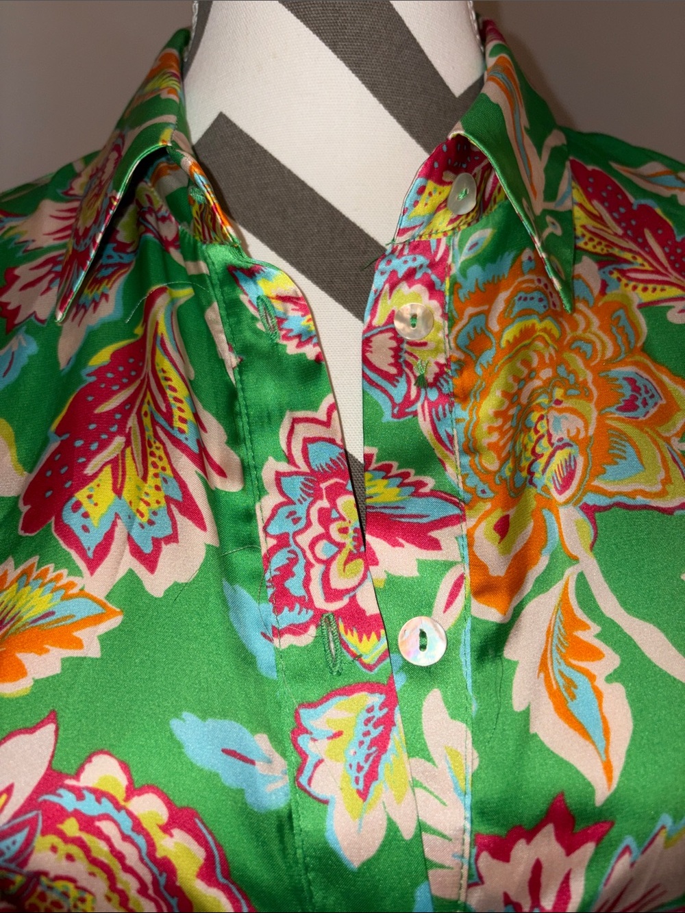 Zara size M Green Floral Tie-Waist Shirt Dress - Picture 5 of 7